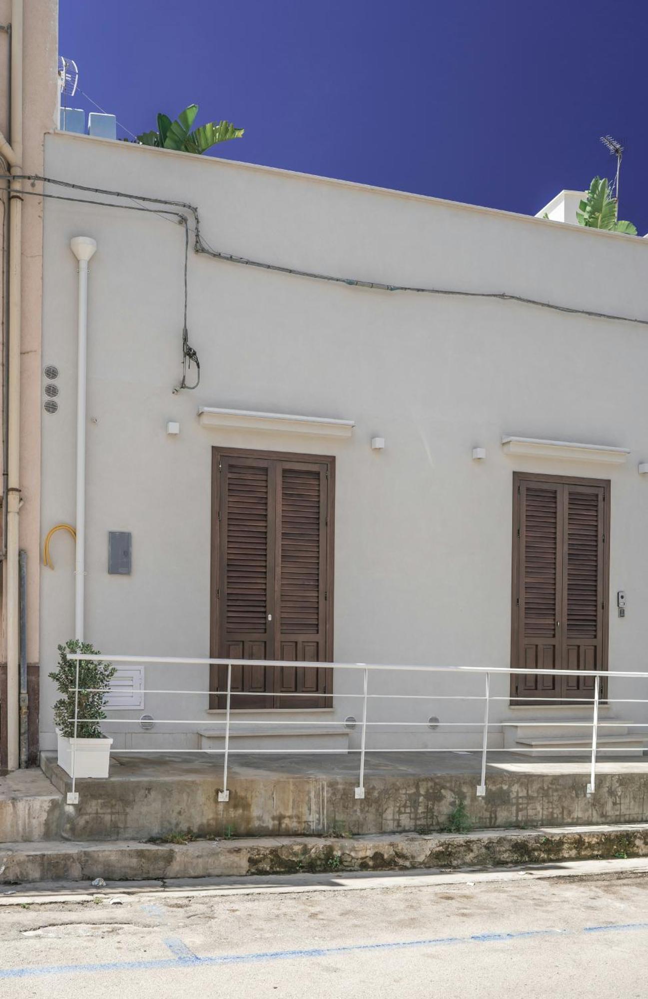 Casa Azzurra Rooms E Apartment Terrasini Exterior foto